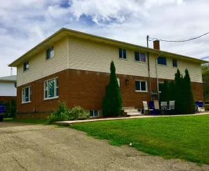75 Semenyn Ave. Chatham – 4-plex